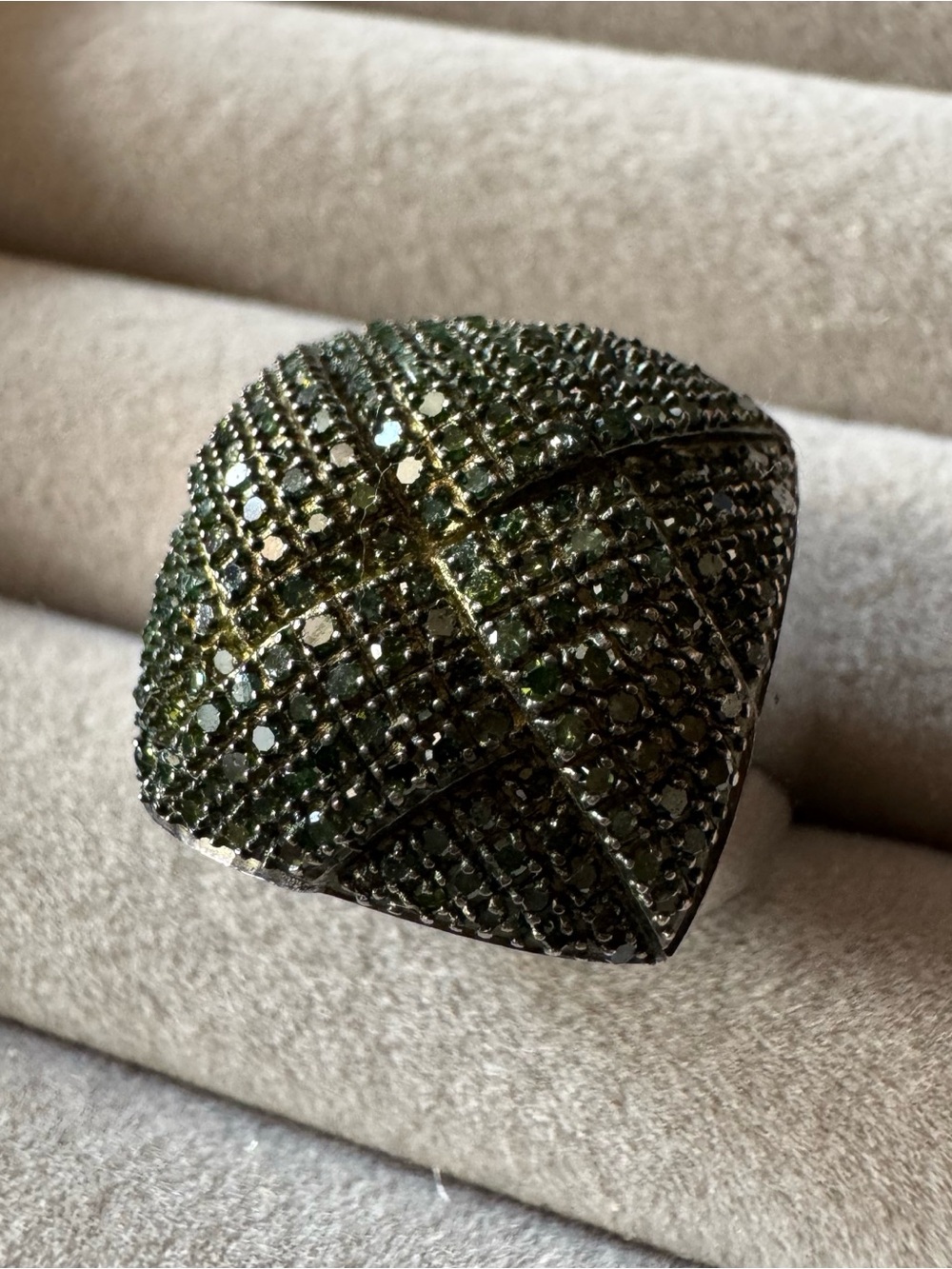 STS 925 Sterling Silver Green Diamond Statement Ring Size 8